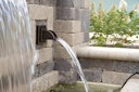 Vorschaubild Oase Wasserspeier Wand Quadrat Bronze