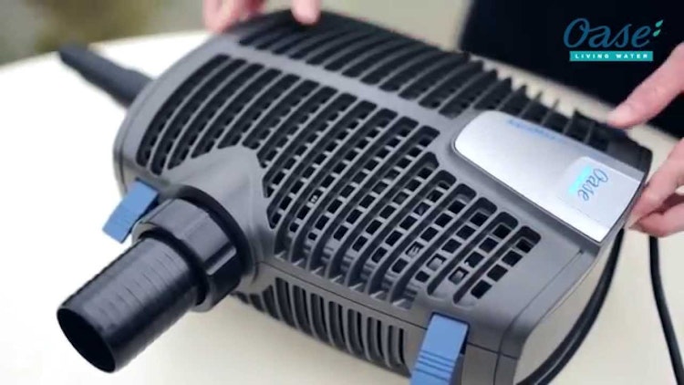 Oase Schwimmteichpumpe AquaMax Eco Premium 12000 / 12 Volt Oase Schwimmteichpumpe AquaMax Eco Premium 12000 / 12 Volt
